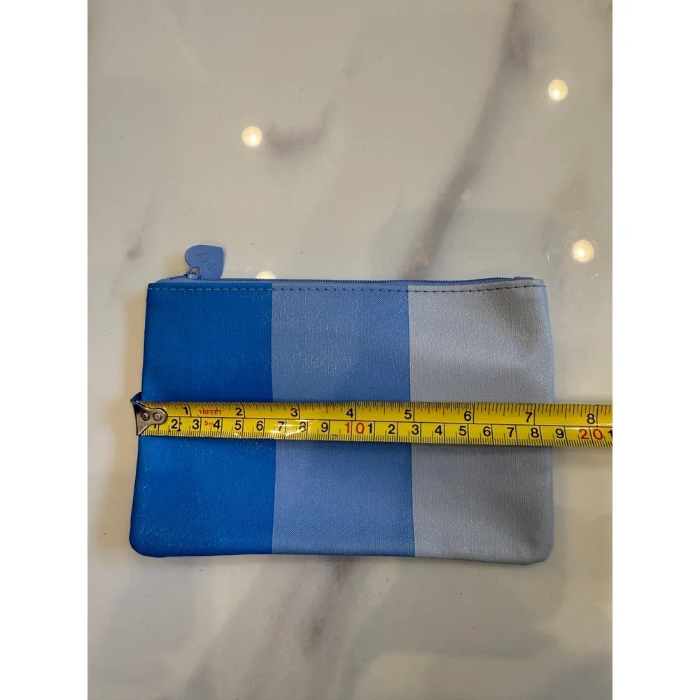 ipsy makeup bag